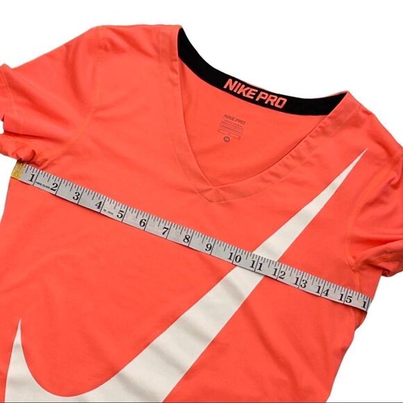 Nike Pro Dri-Fit Women’s Coral V-Neck Short Sleeve T-Shirt Medium - Picture 5 of 8